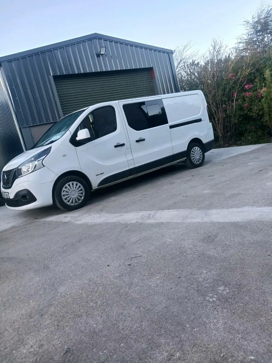 Nissan nv300 /traffic crewcab - Image 2