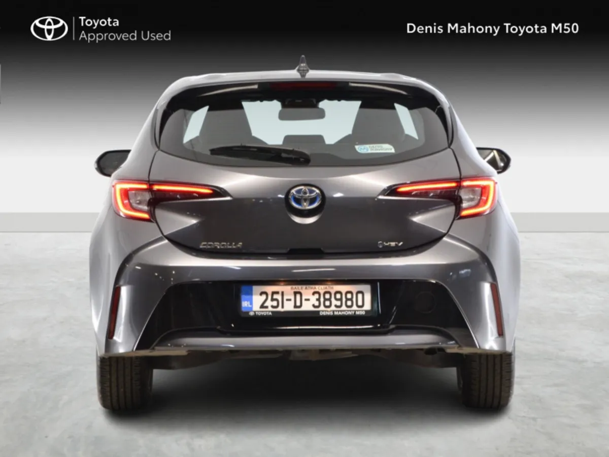 Toyota Corolla Hybrid Luna Auto - Image 4