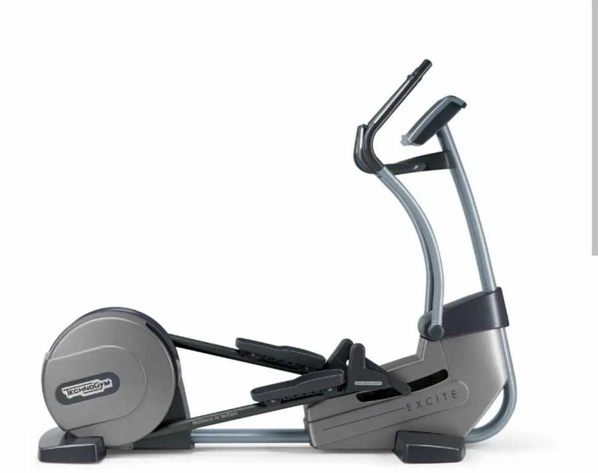 Technogym crosstrainer - Image 1