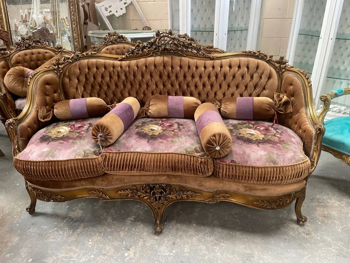 Beautiful old salon set in great condition 5 piece - Image 1