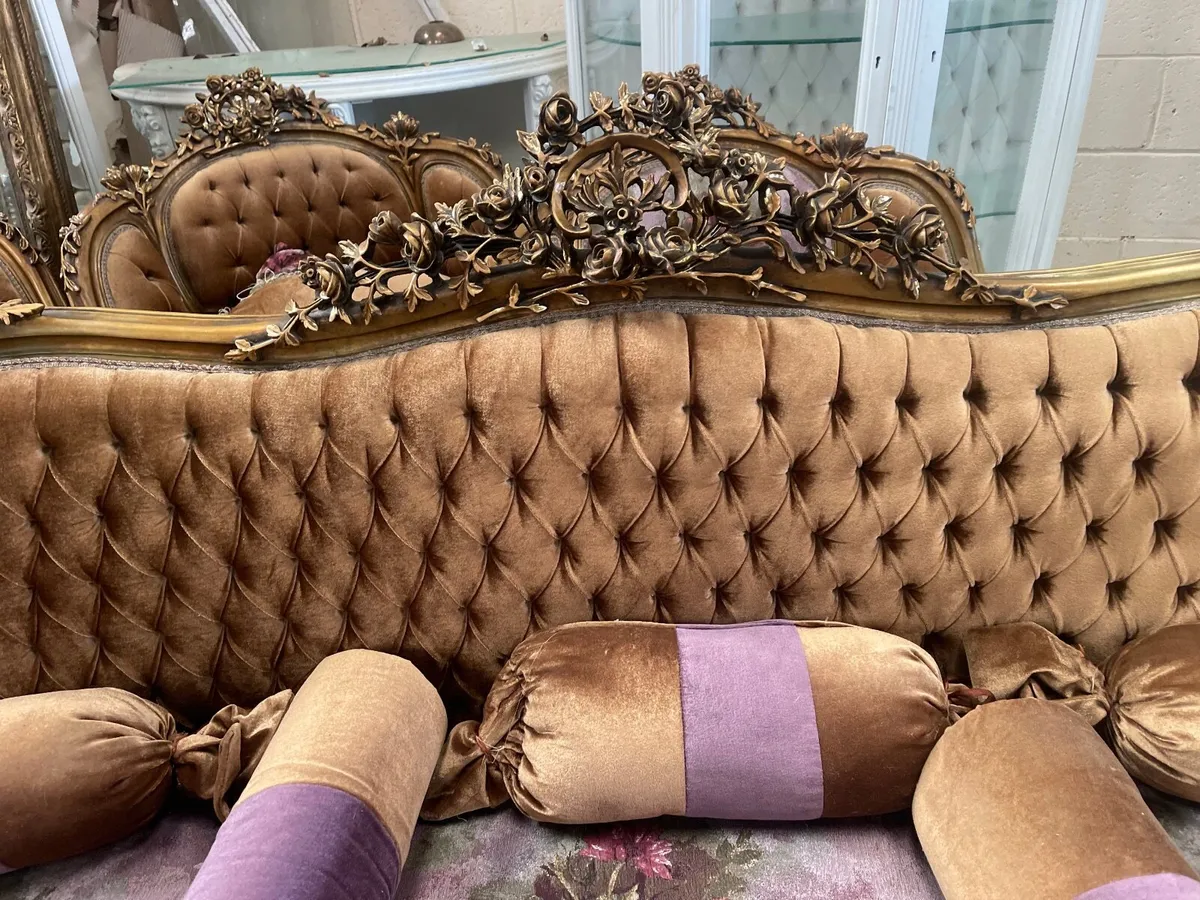 Beautiful old salon set in great condition 5 piece - Image 4