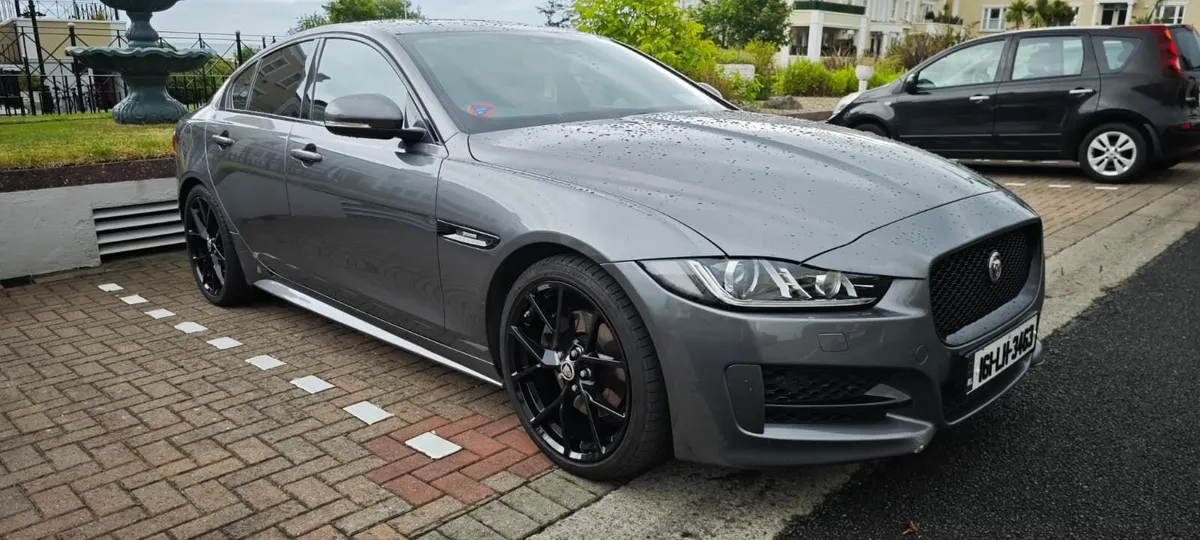 Jaguar XE R-Sports Black Edition FSH highest spec - Image 4