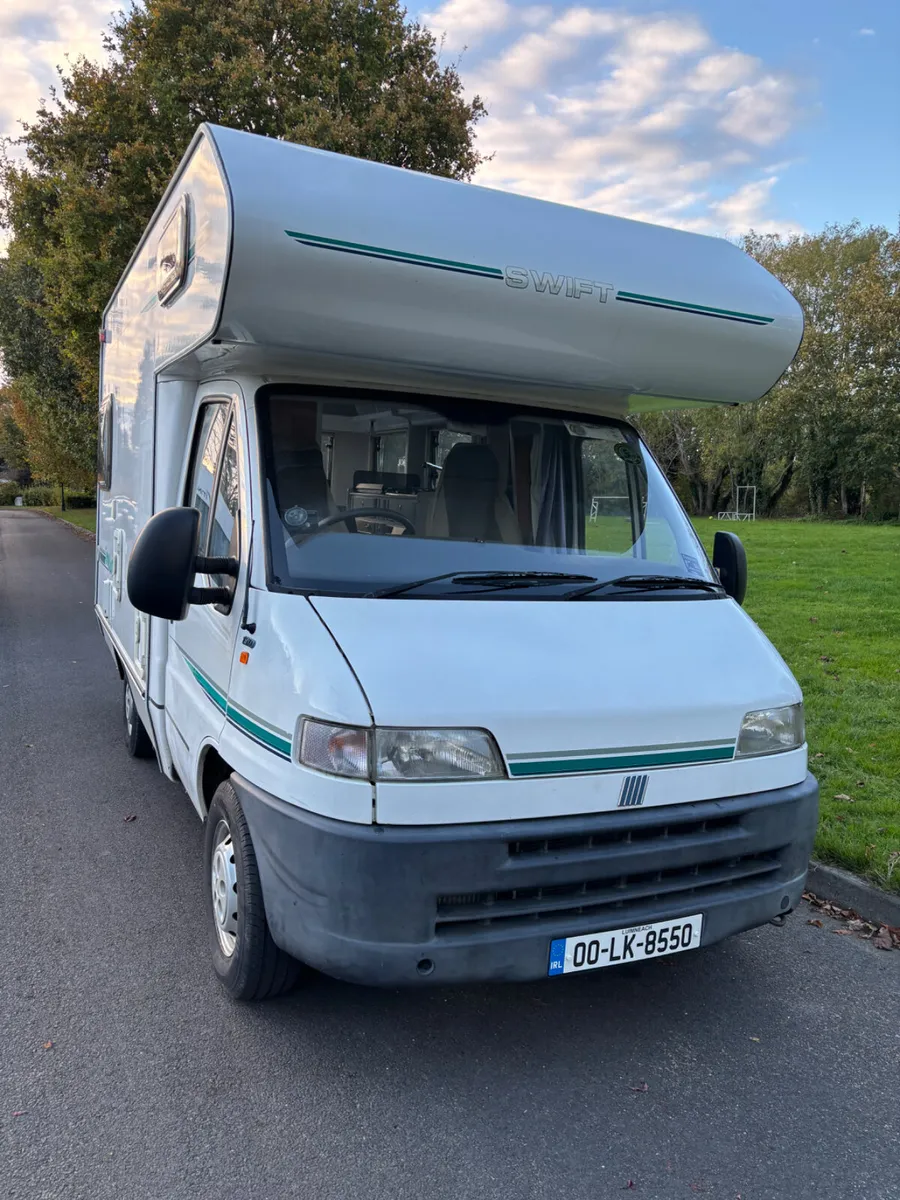 2000 SWIFT SUNDANCE 4 BERTH COMPACT RIGHT HAND DRI - Image 4
