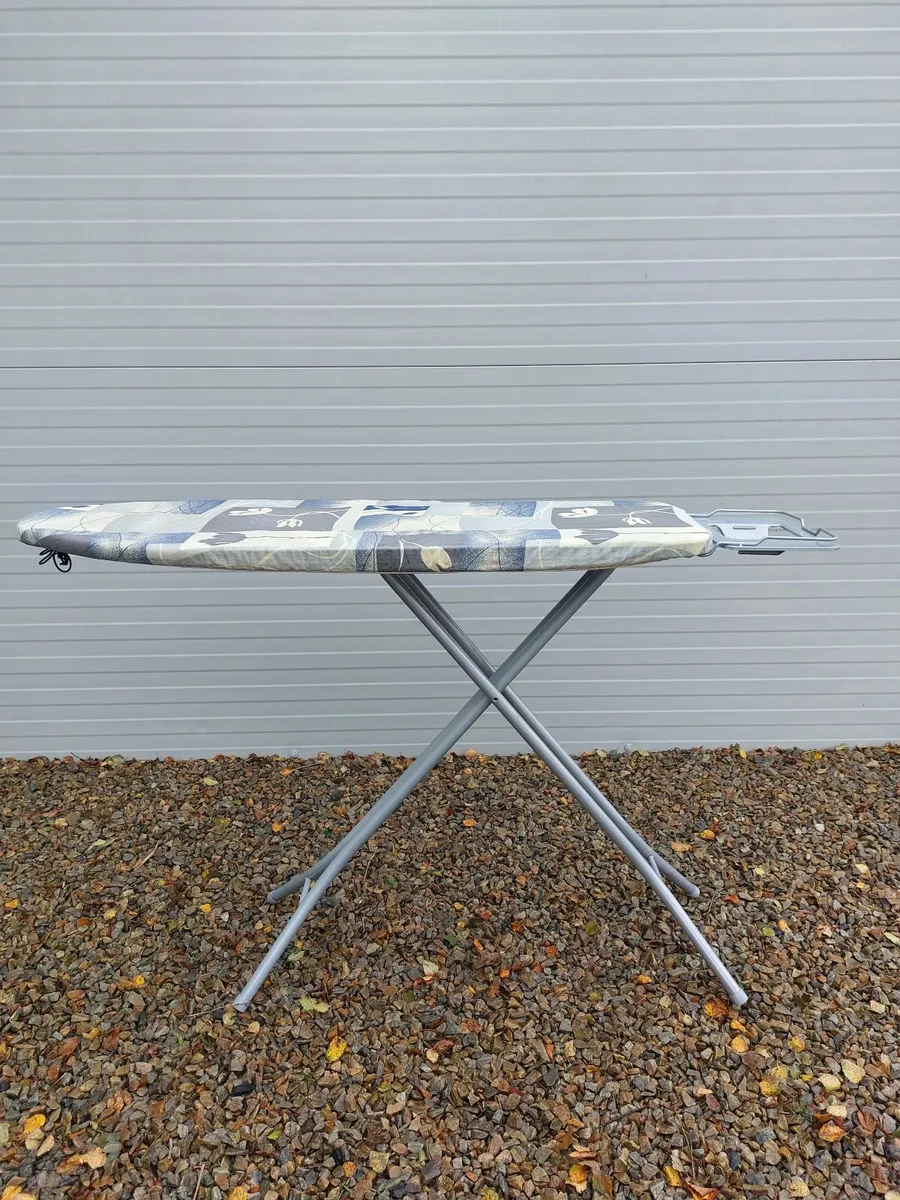 ** Free ** Barbantia Ironing Board - Image 1