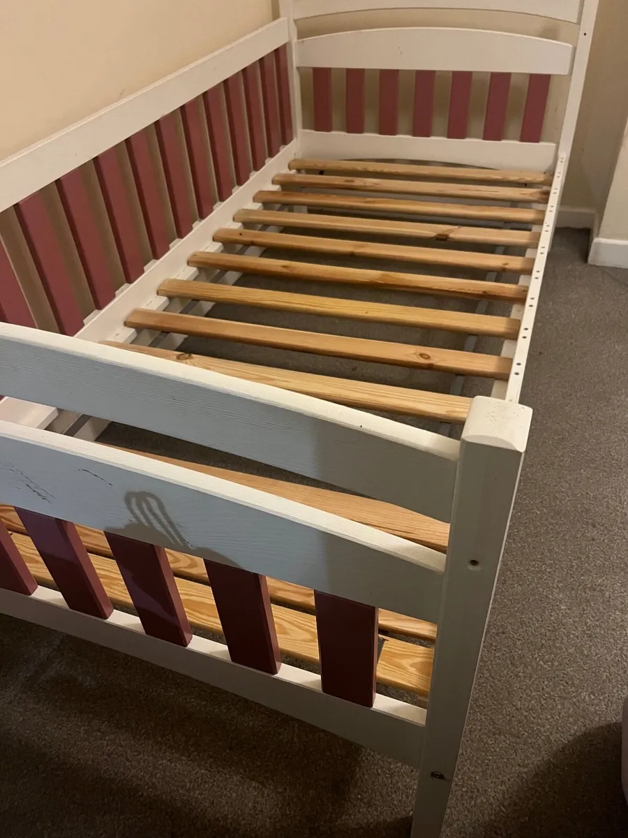 UPDATE - Free Wooden Kids Single bed - Image 1