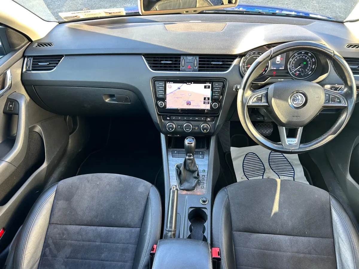 2016 SKODA OCTAVIA SCOUT DSG 4x4 184BHP - Image 2