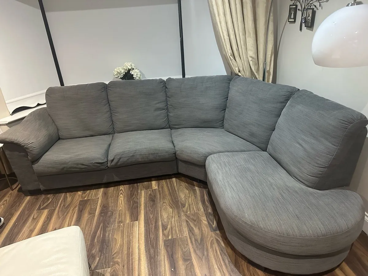Couch - Image 2