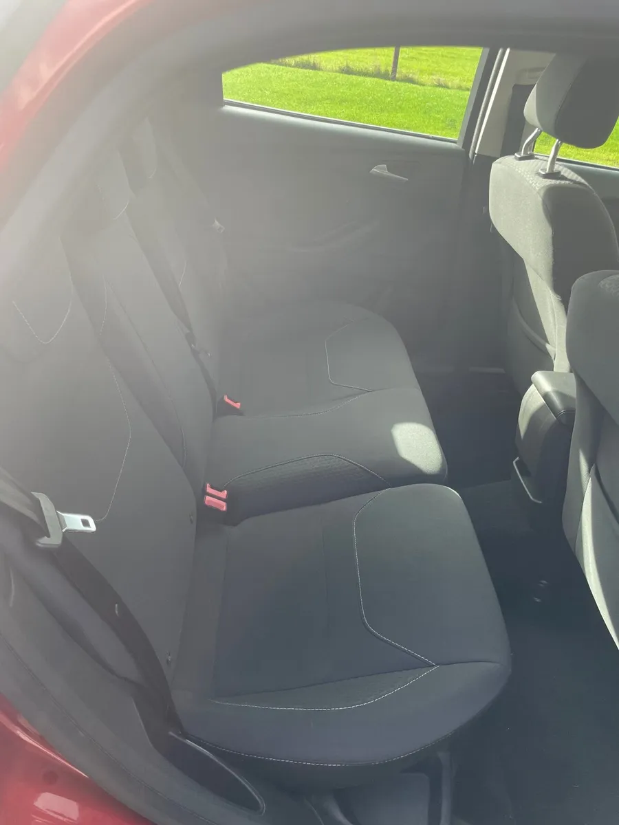 Ford Focus 2017 - Image 2