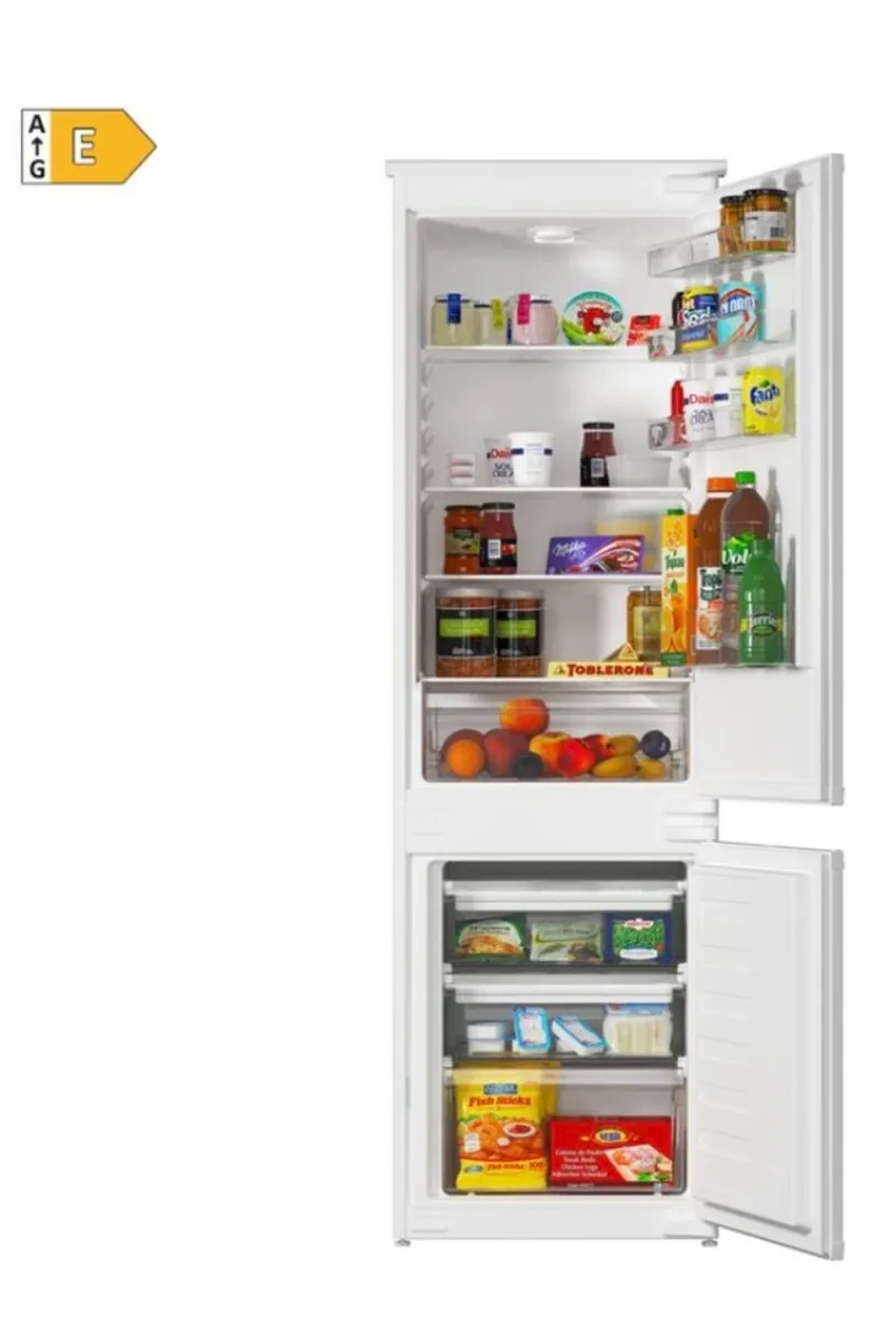 Lamona LAM6302 Integrated 70/30 White Fridge Freez - Image 1