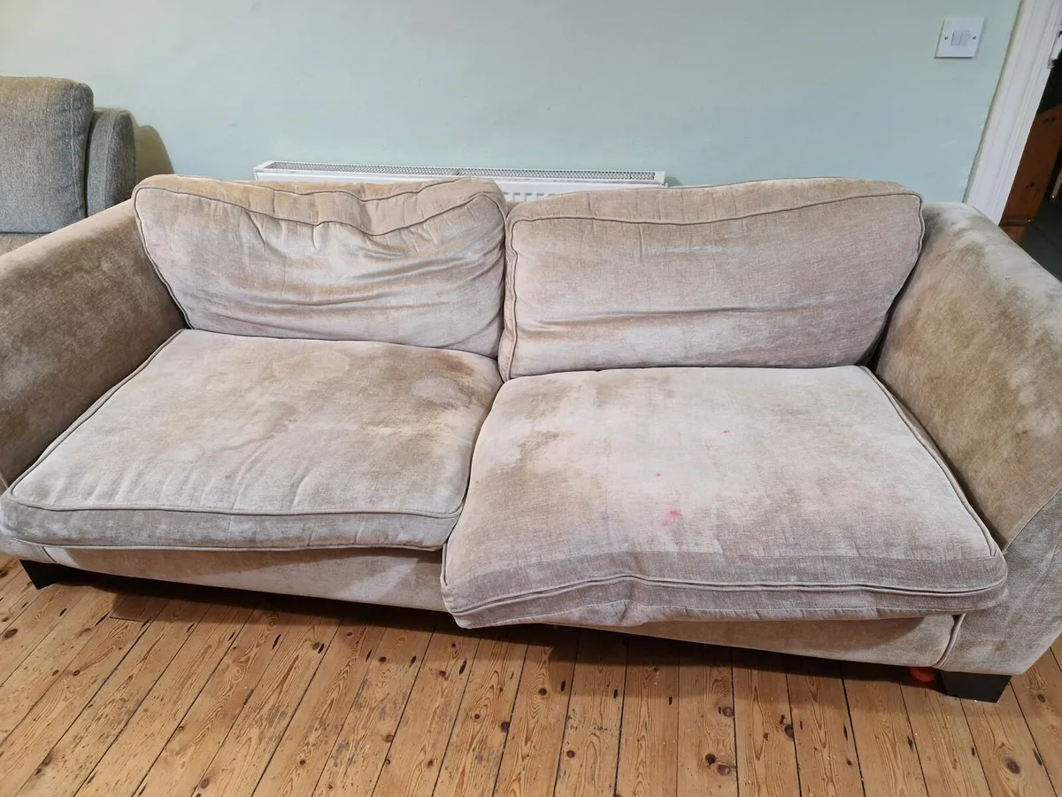 Couch - Image 3