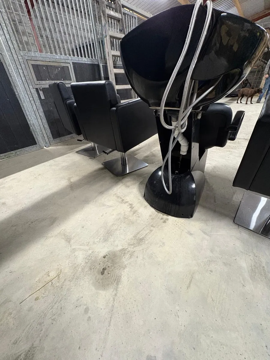 Salon equipment - Image 3