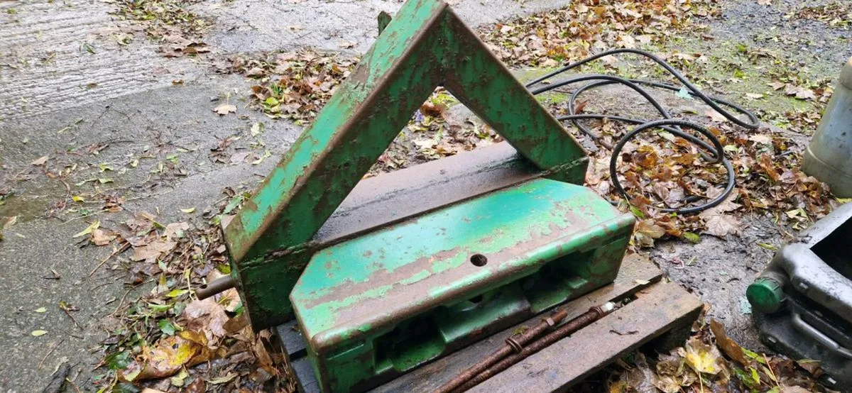 weights - Image 1