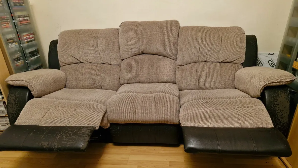 Sofa 3+2 with recliners - donation - Image 2