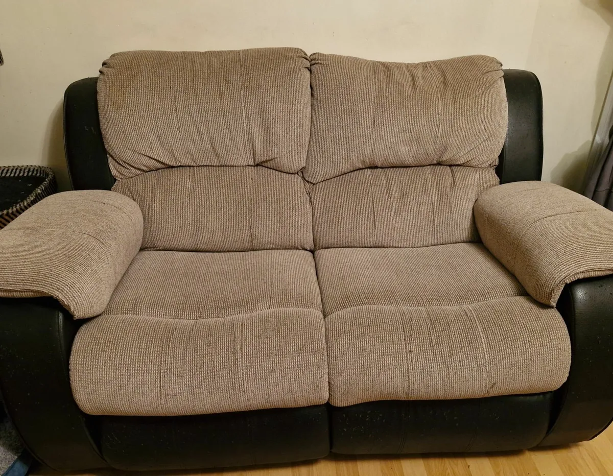 Sofa 3+2 with recliners - donation - Image 3
