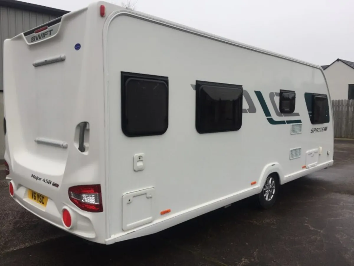 Swift Sprite Major 4sb 2018 Rear island bed - Image 2