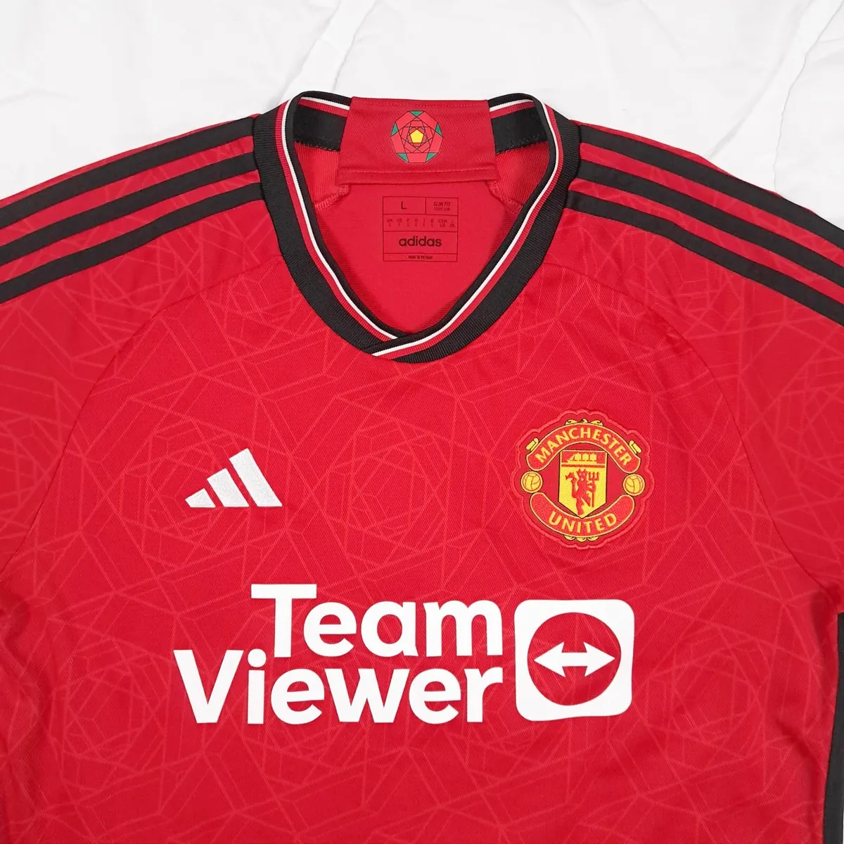 Adidas Manchester United 23 24 Football Shirt L - Image 3