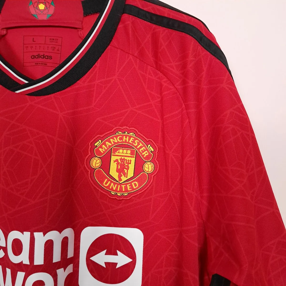 Adidas Manchester United 23 24 Football Shirt L - Image 4