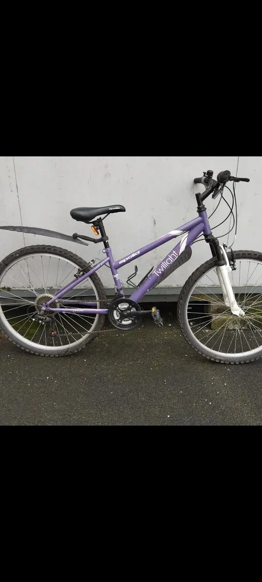 Girls 26inch bike - Image 1