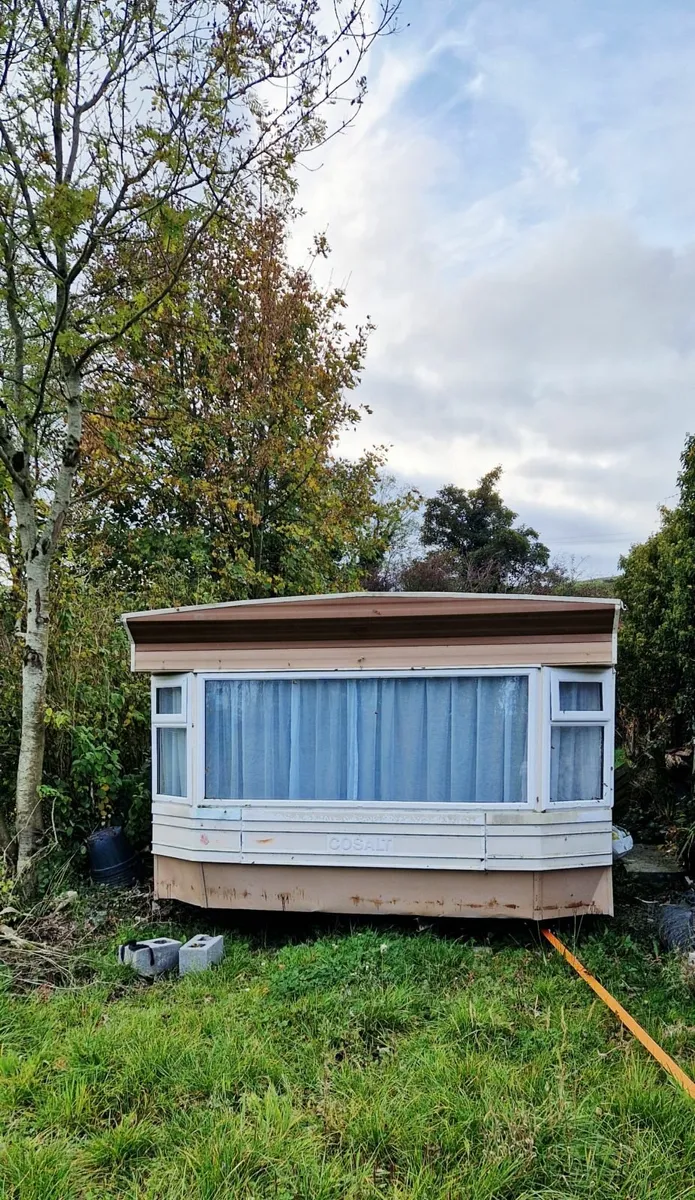 Mobile home - Image 1