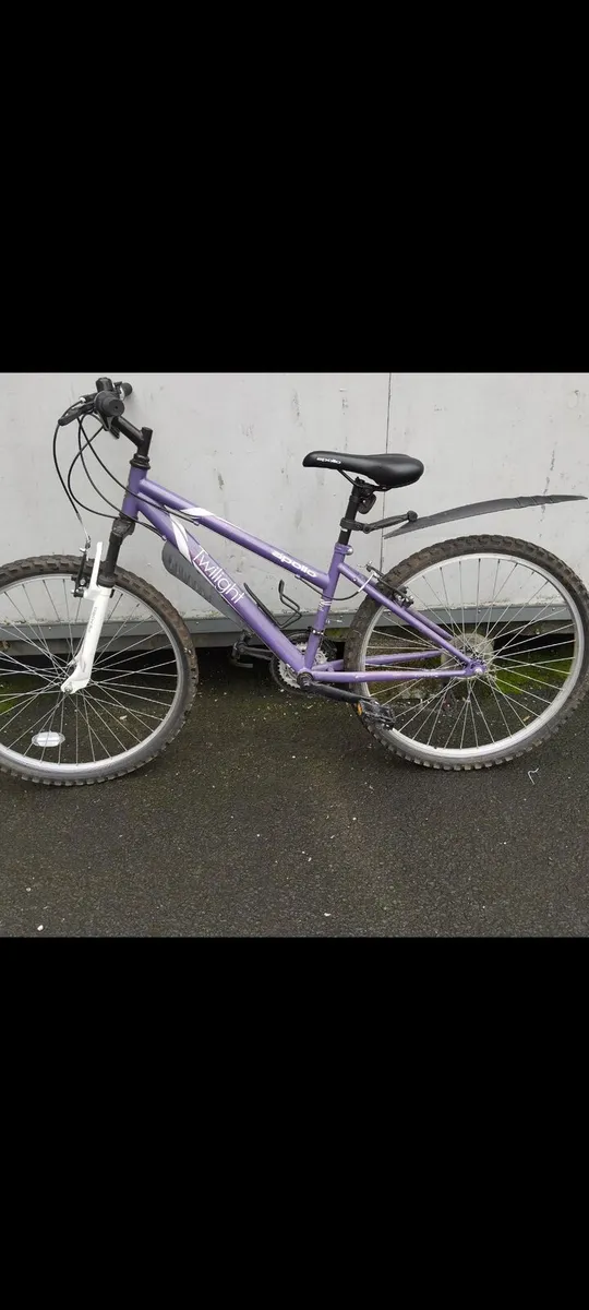 Girls 26inch bike - Image 4