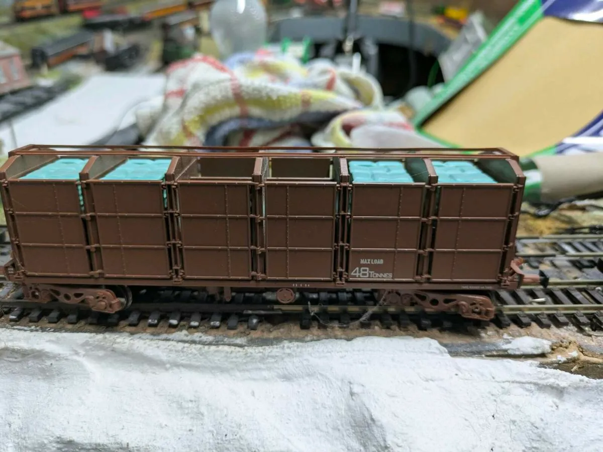 Irish Railway Models Fertilizer Wagons - Image 2