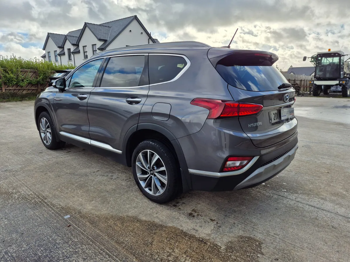 201 HYUNDAI SANTA FE 2.2 CRDI 4X4 EXECUTIVE PLUS - Image 4