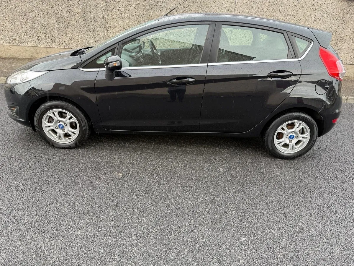 2013 Ford Fiesta Nct & Taxed Zetec Model - Image 3