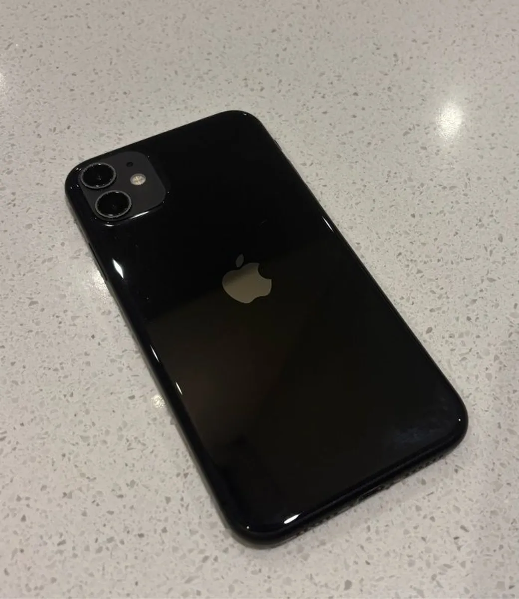 iphone 11 - Image 2
