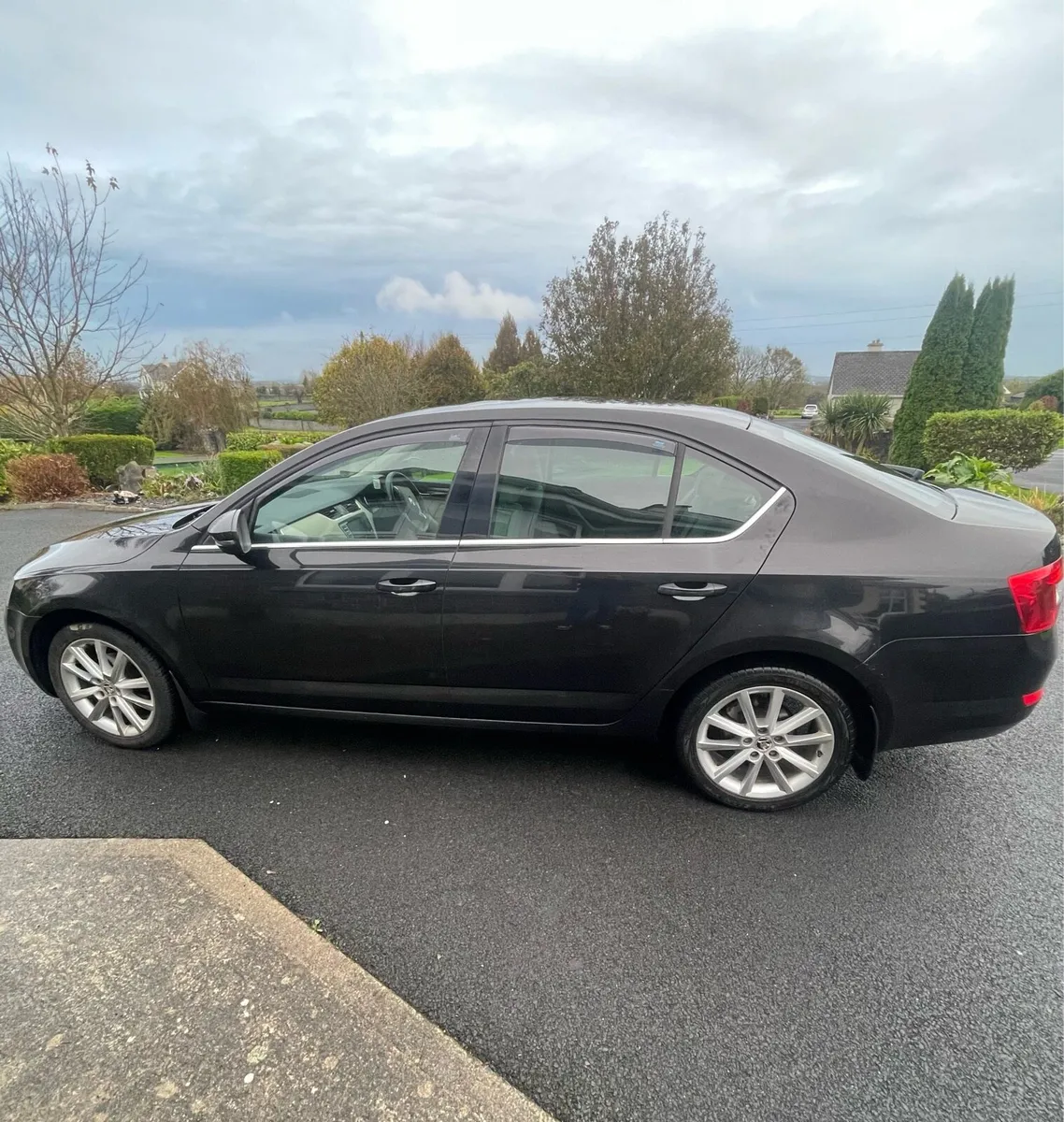 Skoda Octavia - 12 months Tax & NCT - Image 4