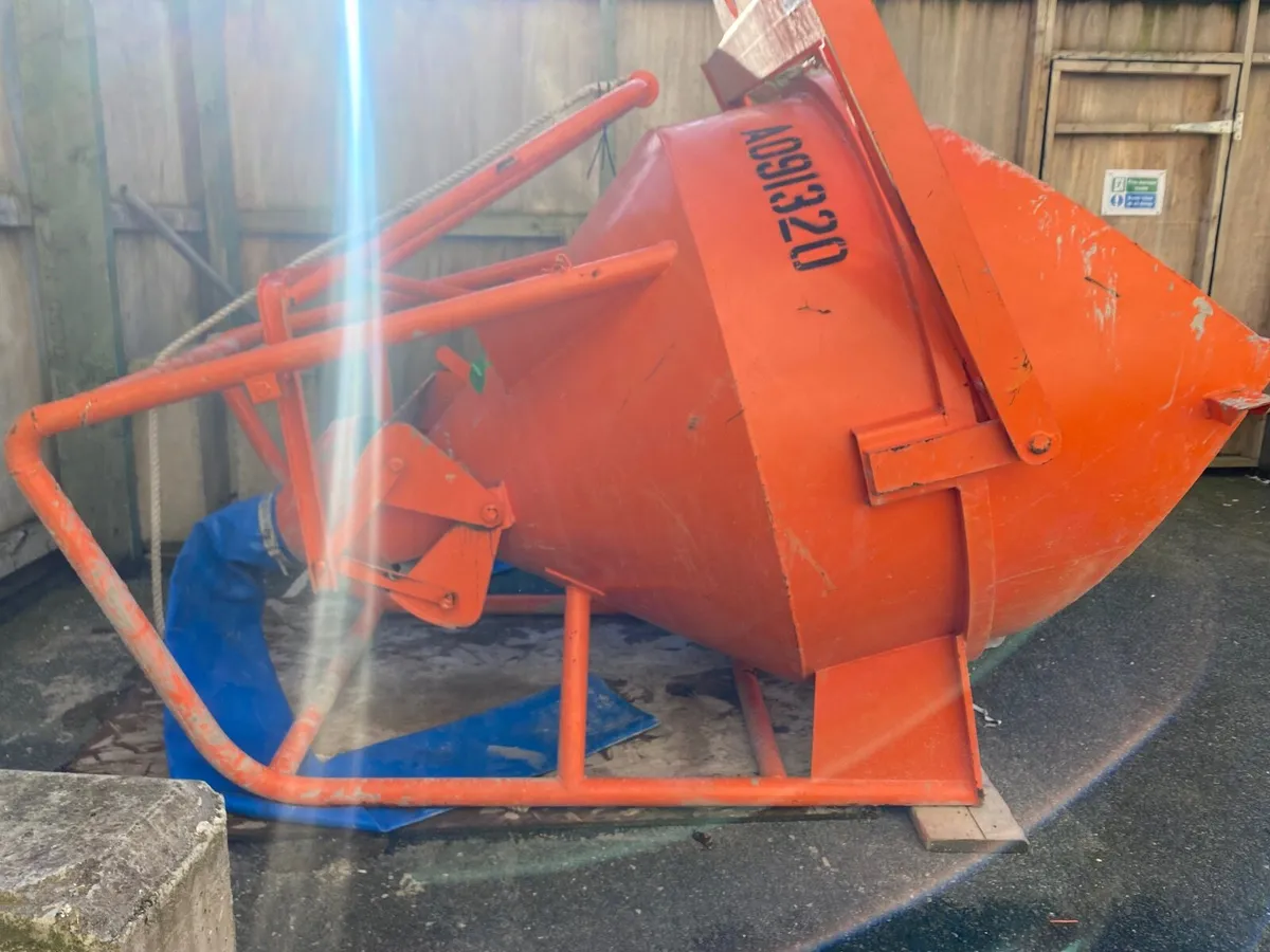 Concrete skip 1,000 ltr - Image 3