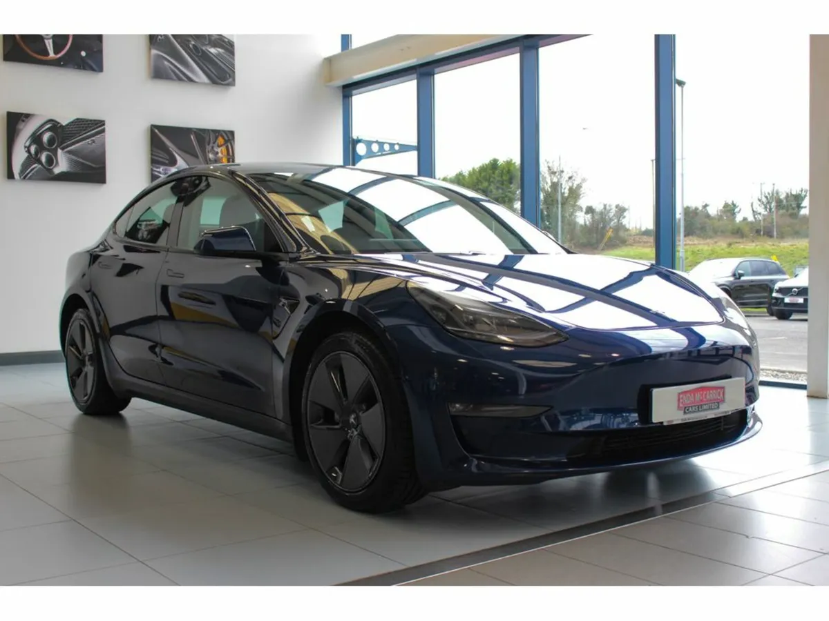 Tesla Model 3 Long Range AWD - Image 3