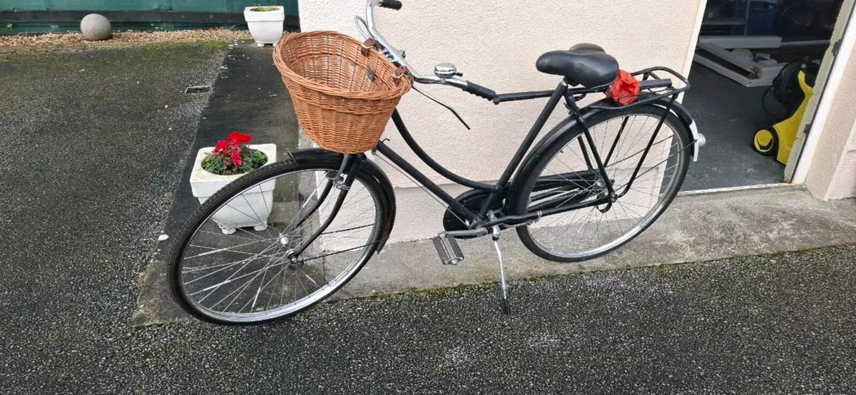Restored high nelly bike - Image 1