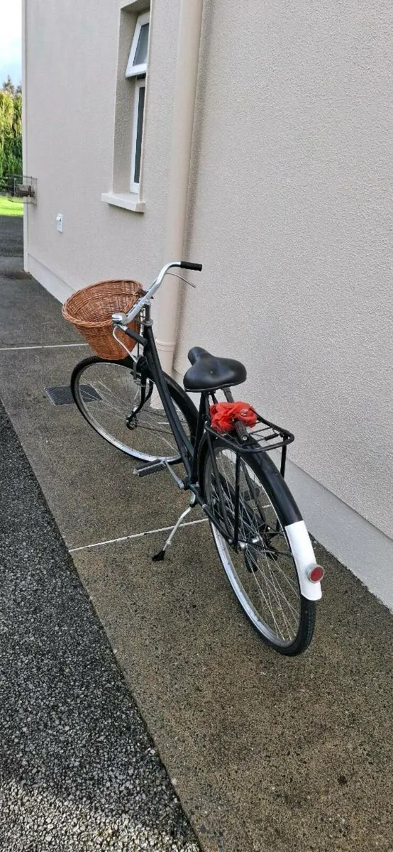 Restored high nelly bike - Image 2