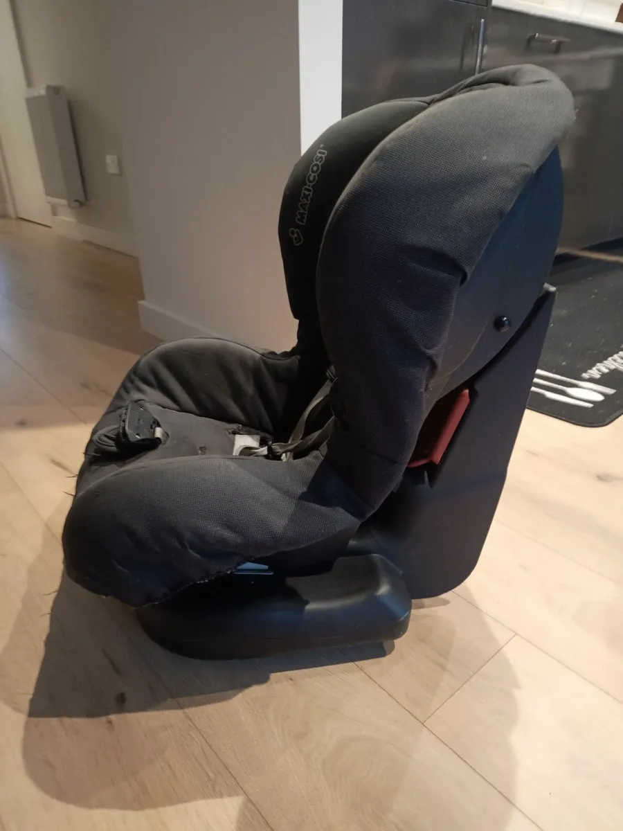 Child seat - Image 3