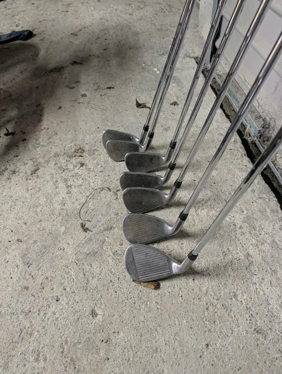Callaway X Hot 2 irons - Image 2