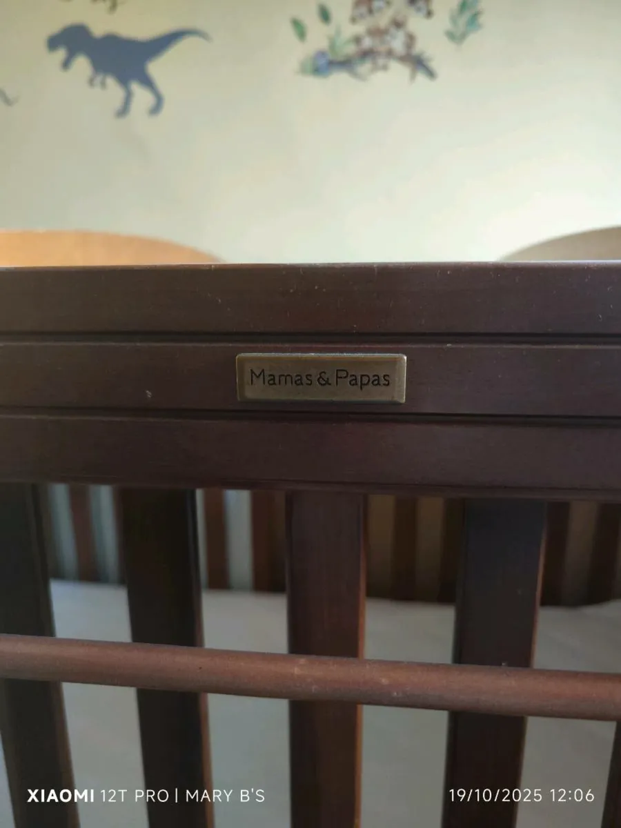 Cot bed - Image 1
