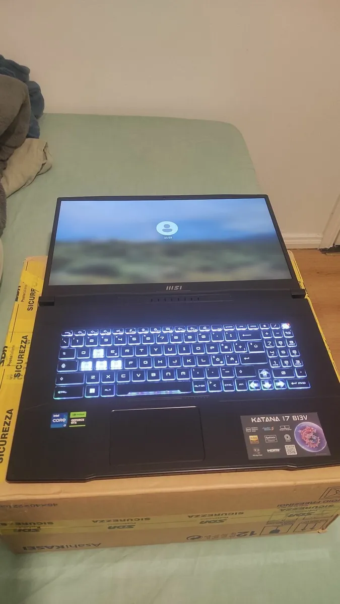 MSI Katana 17 RTX 4070 i7-13620H – Like New - Image 3