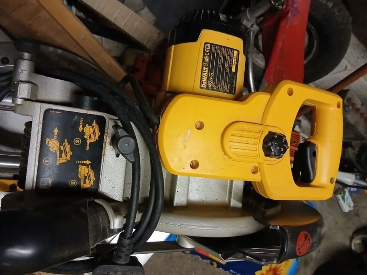 de walt mitre saw - Image 4