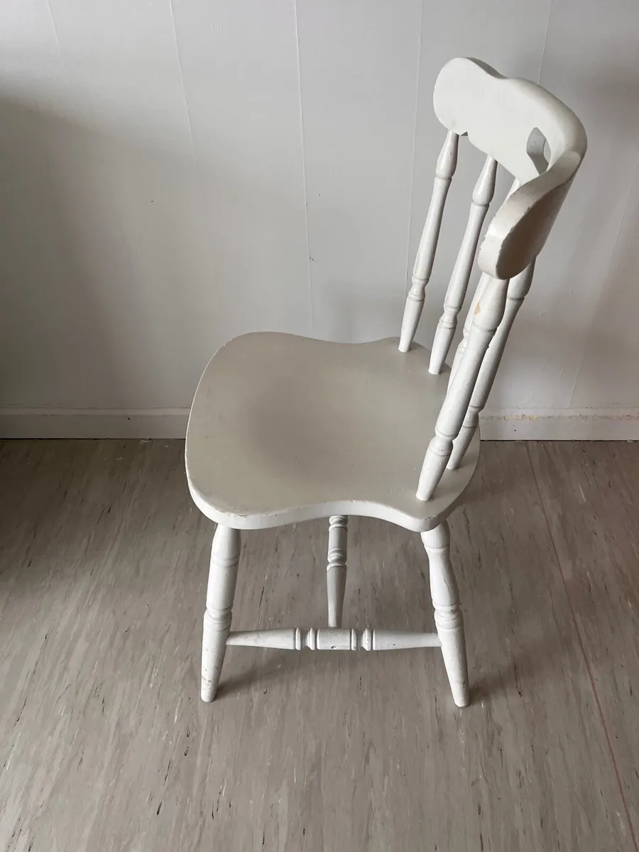 Dining room chairs - Image 1