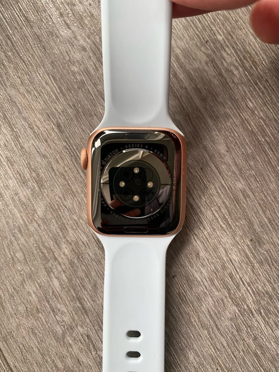 Apple Watch Series 6 40mm - Image 4