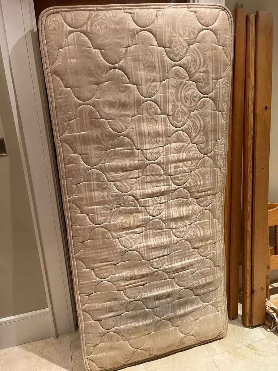 As New - Very Comfortable Spotless Single Mattress - Image 2