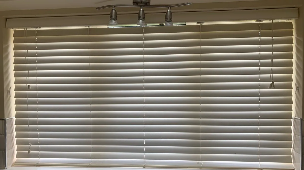 Wooden Venetian Blind - Image 1