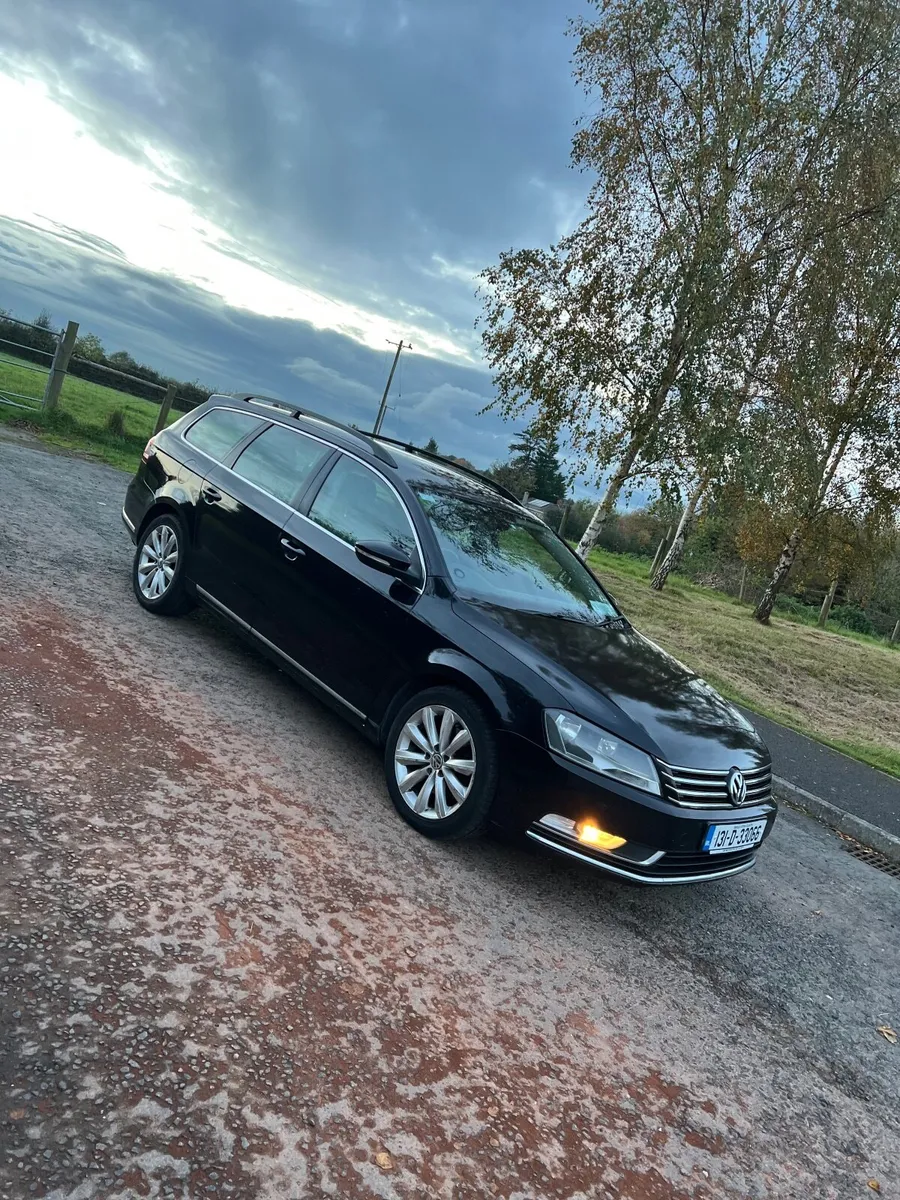 Volkswagen Passat 2013 - Image 1