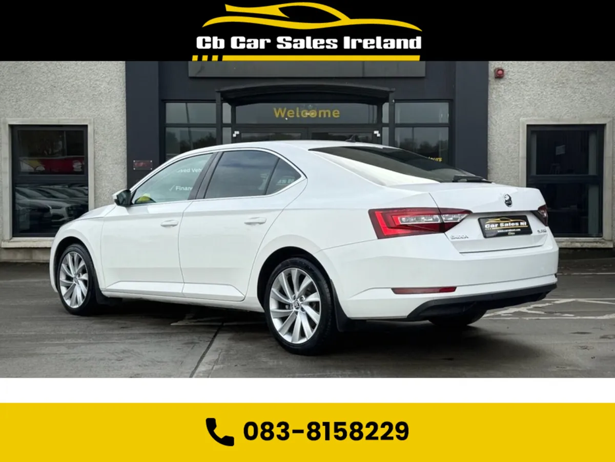 Skoda Superb 2.0 TDI SE L Executive Hatchback 5dr - Image 4