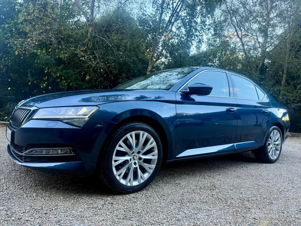 Skoda Superb STYLE 2.0 TDI 150HP *Only 74000km…F.S - Image 4