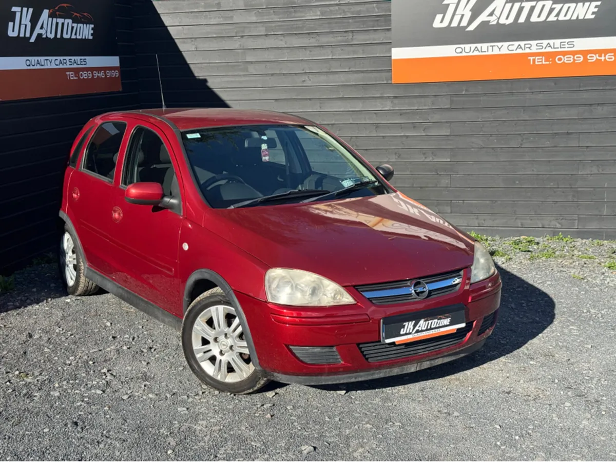 Opel Corsa CLUB 1.2I 16V 5DR - Image 1