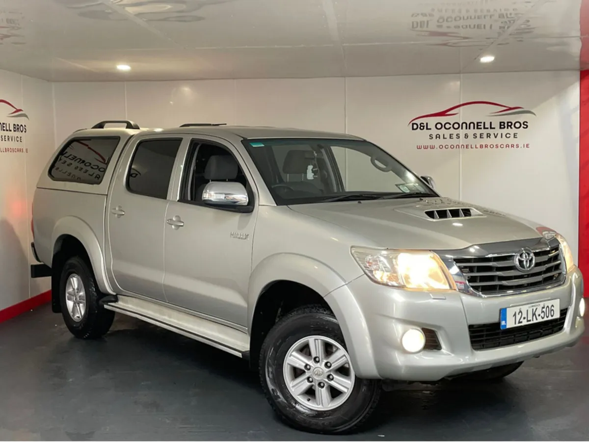 Toyota Hilux 2.5 SR5 DCAB 4DR - Image 1