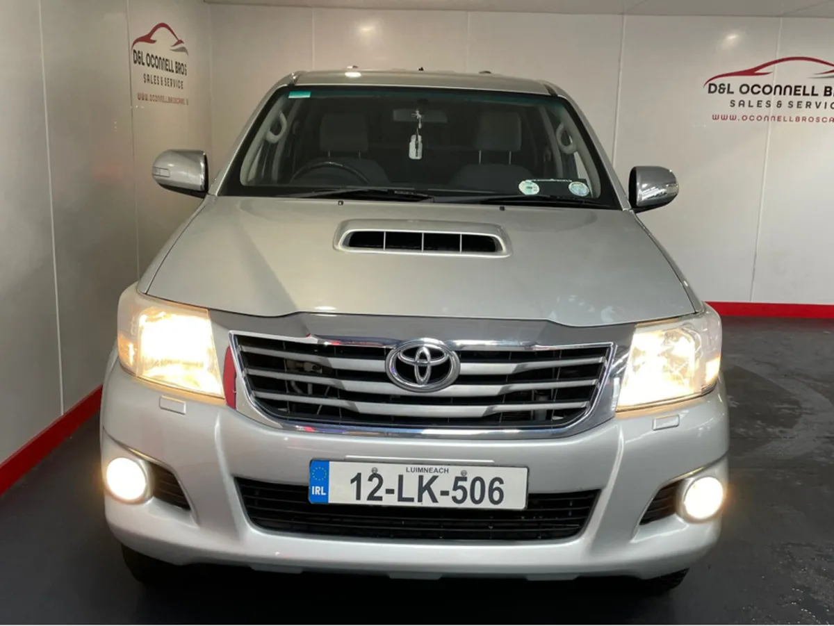 Toyota Hilux 2.5 SR5 DCAB 4DR - Image 4