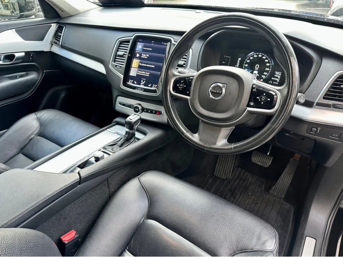 Volvo XC90 D4 MOMENTUM GT AUTO - Image 4