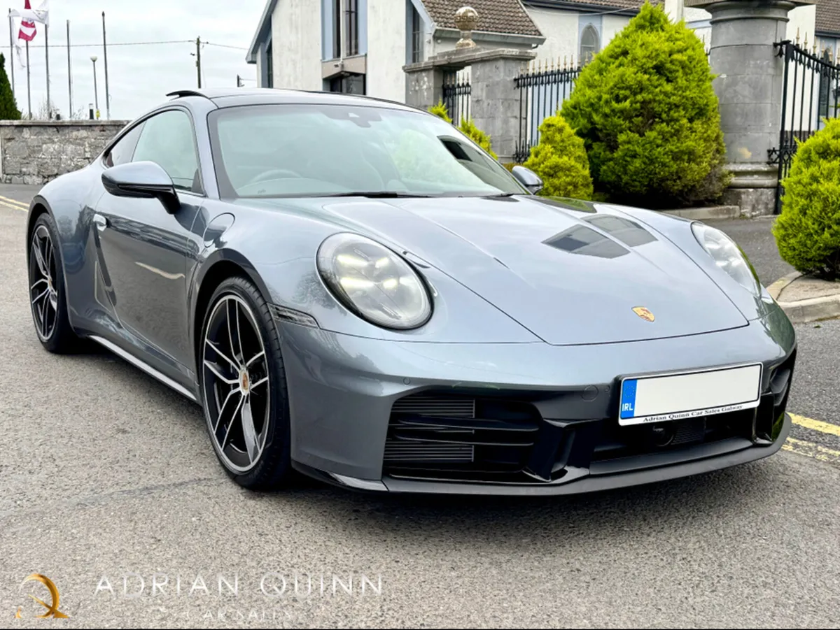 Porsche 911 CARRERA 992.2 COUPE AUTO==HUGE SPEC==F - Image 4